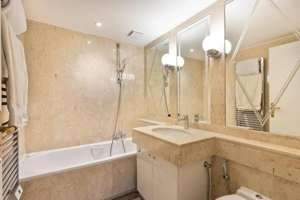 Cannes: Appartement Centre 2 Chambres
